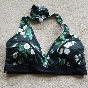 Gilda Floral BIkini Top Sz XL Read Halter Style